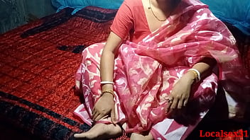 A Bengali wife in a red saree gets fucked hard by an amateur (Official video by Localsex31)