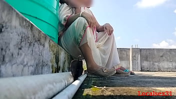 Desi wife gets fucked outdoors in HD video